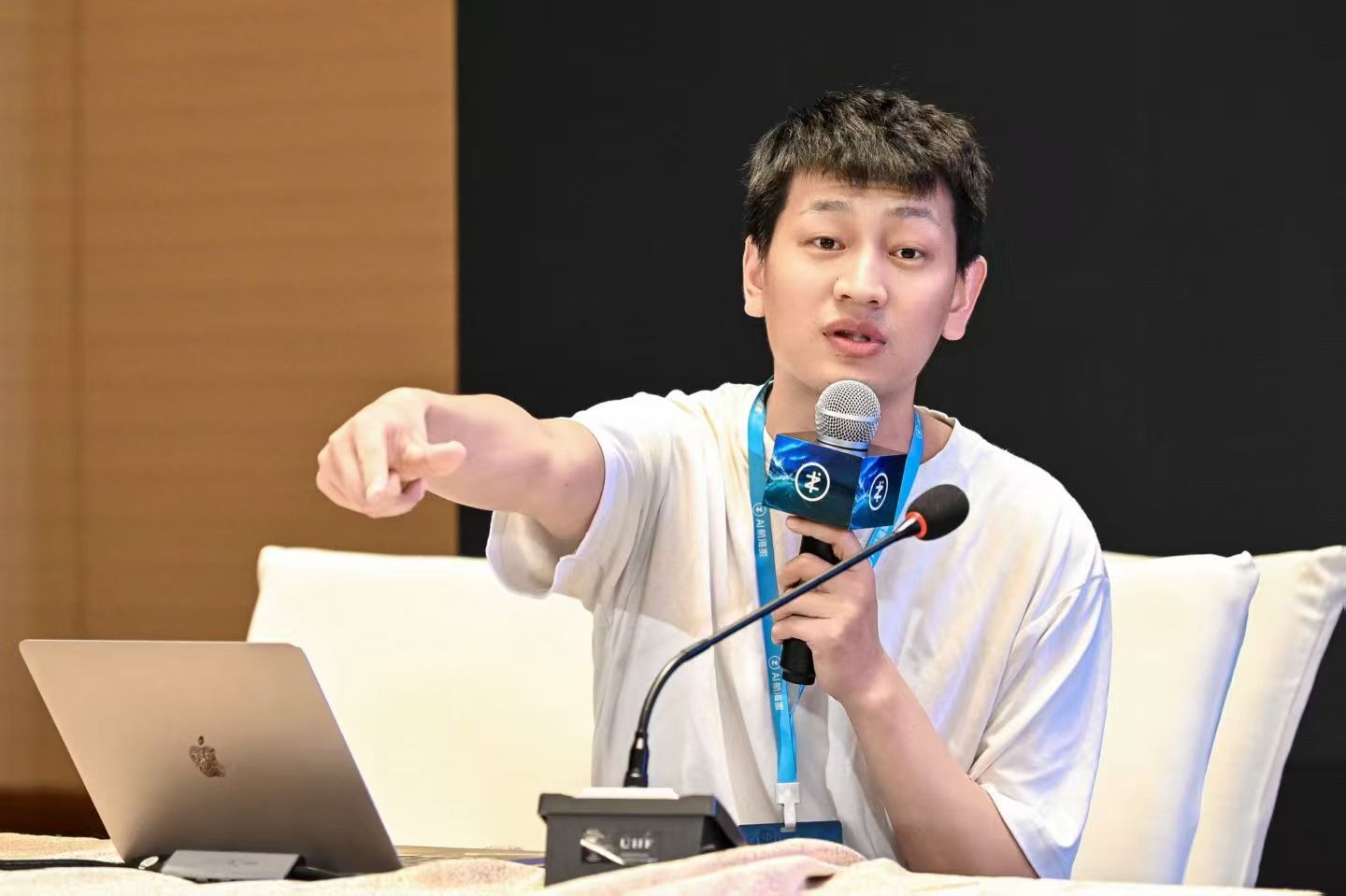 从「读取微信聊天记录」到「用 Codex 把IMA、Obsidian、飞书串成一条流转的内容系统」 配图1